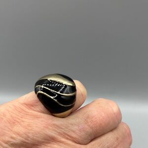 Black and Gold Statement Ring JP319 2/$20